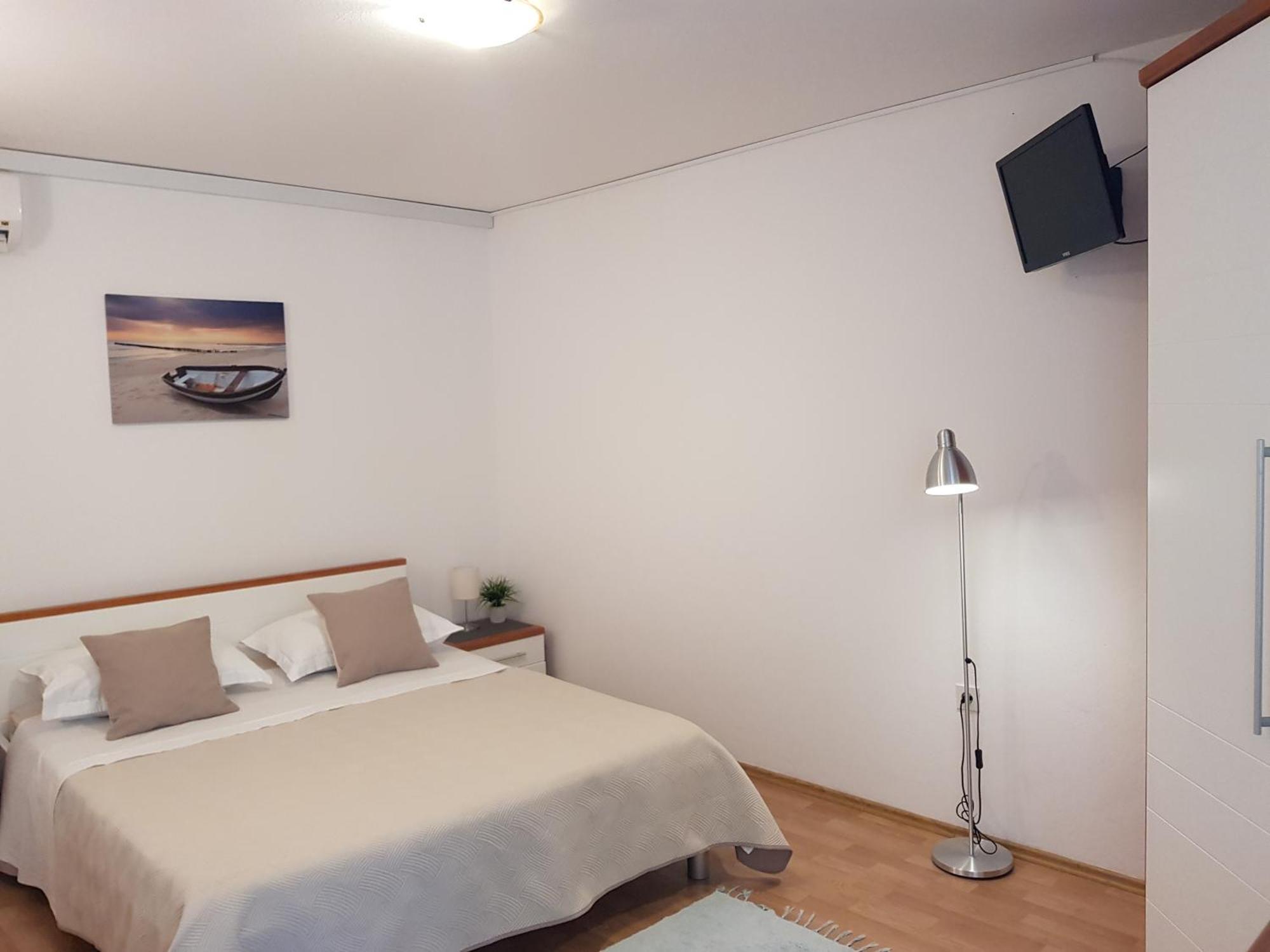Bed & Breakfast Huljic Хвар Экстерьер фото